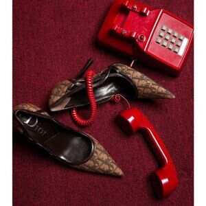 41 Christian Dior Brown Vintage Monogram Canvas Pumps